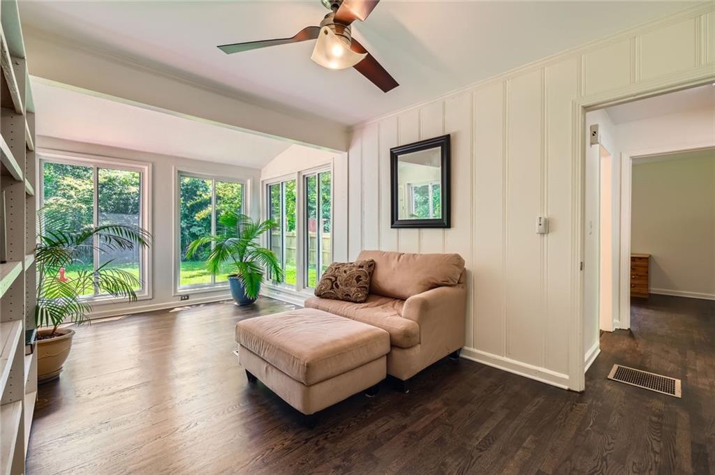 2205 Desmond Drive