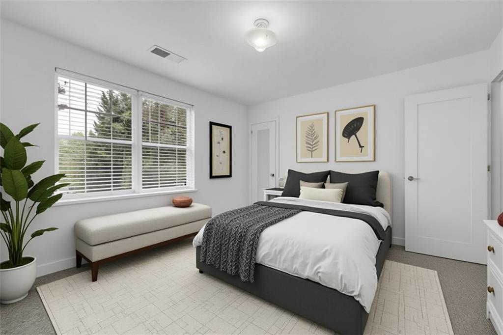 2064 Edinburgh Terrace NE