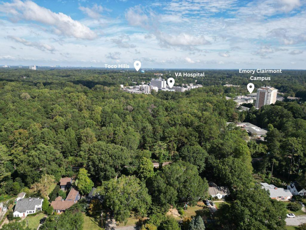 2064 Edinburgh Terrace NE