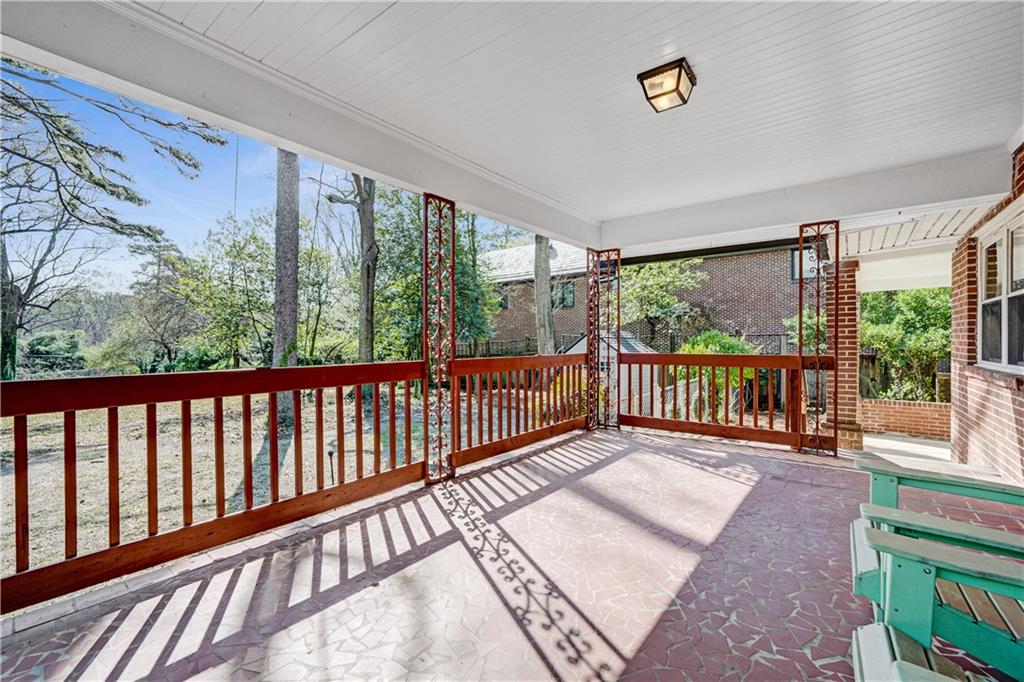 2155 Ponce De Leon Avenue NE