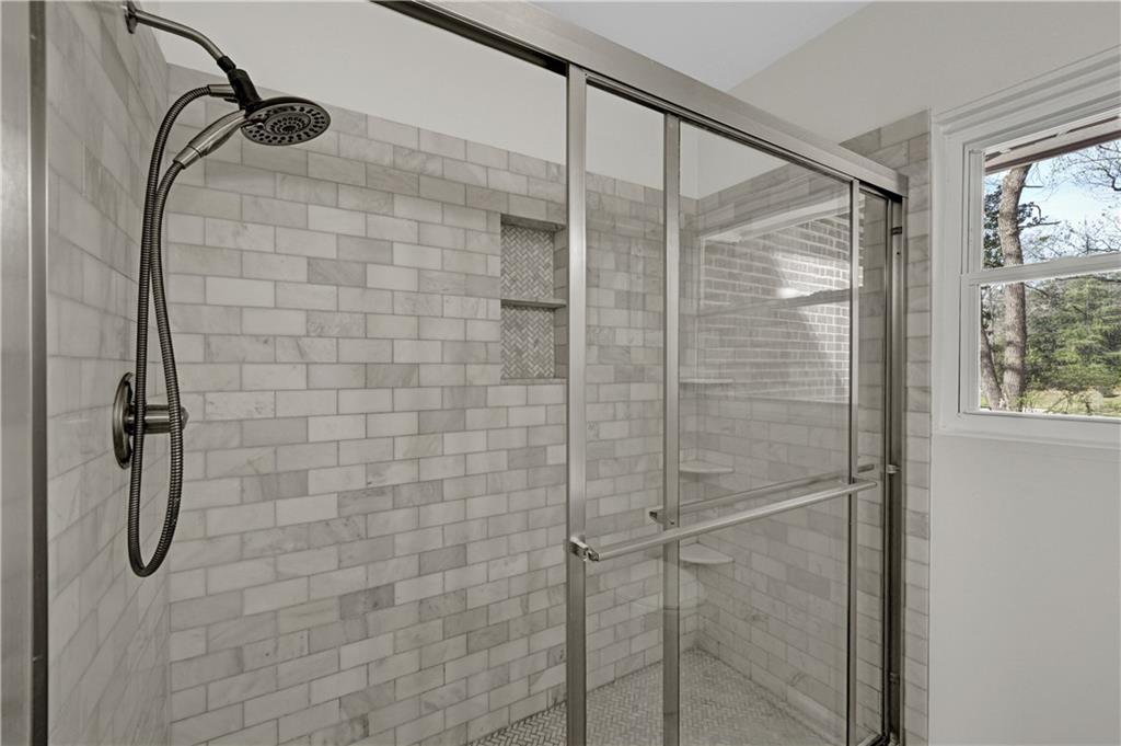 2155 Ponce De Leon Avenue NE