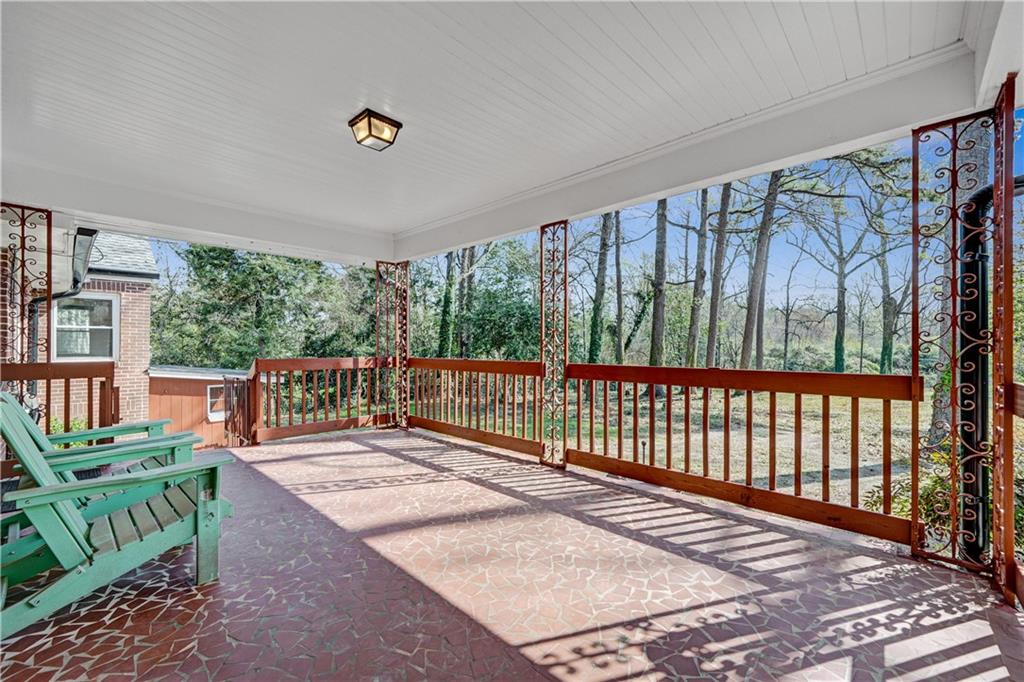 2155 Ponce De Leon Avenue NE