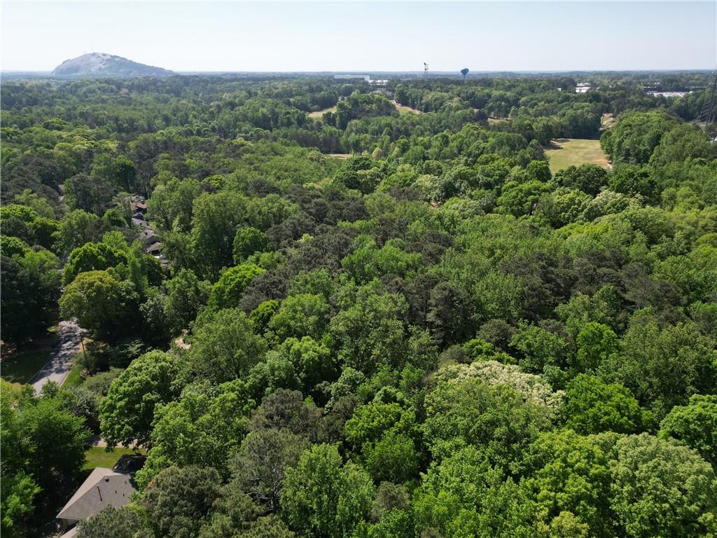 2016 Mountain Creek Drive