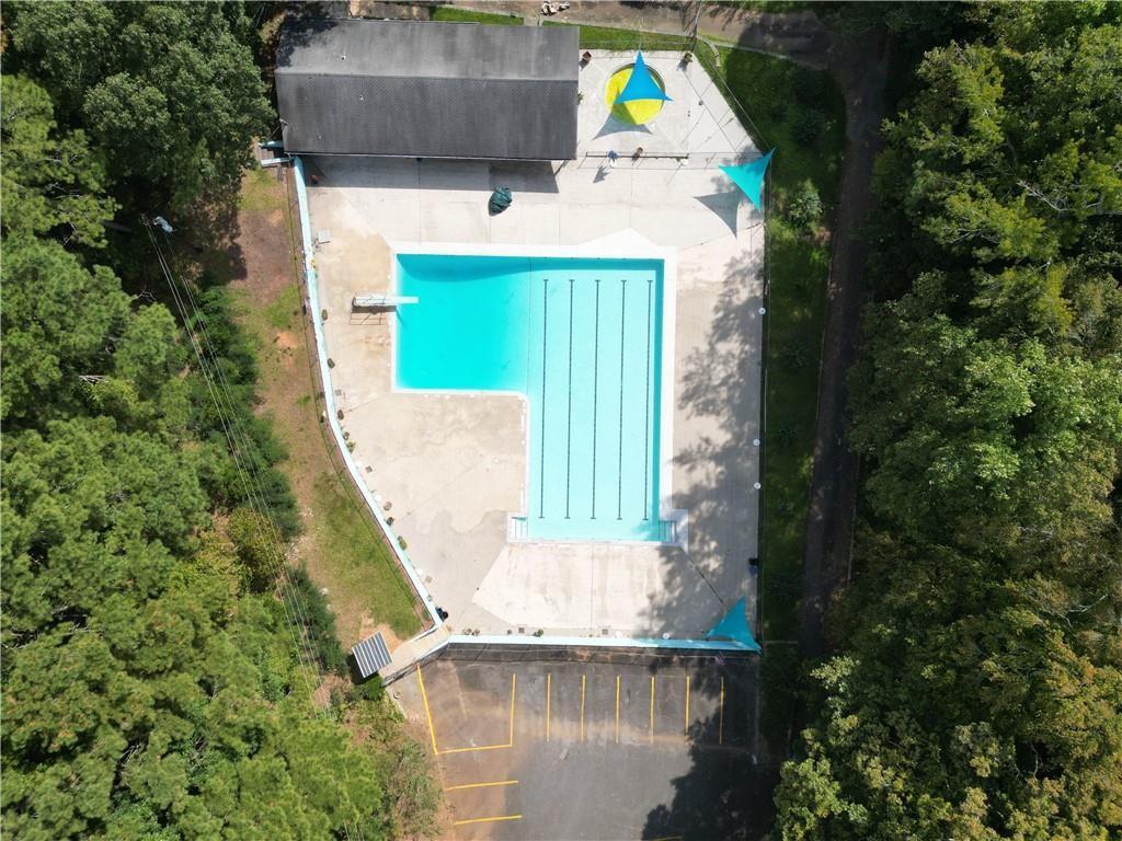 2016 Mountain Creek Drive