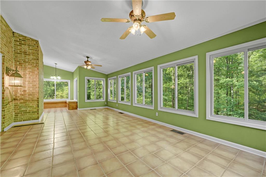 2016 Mountain Creek Drive