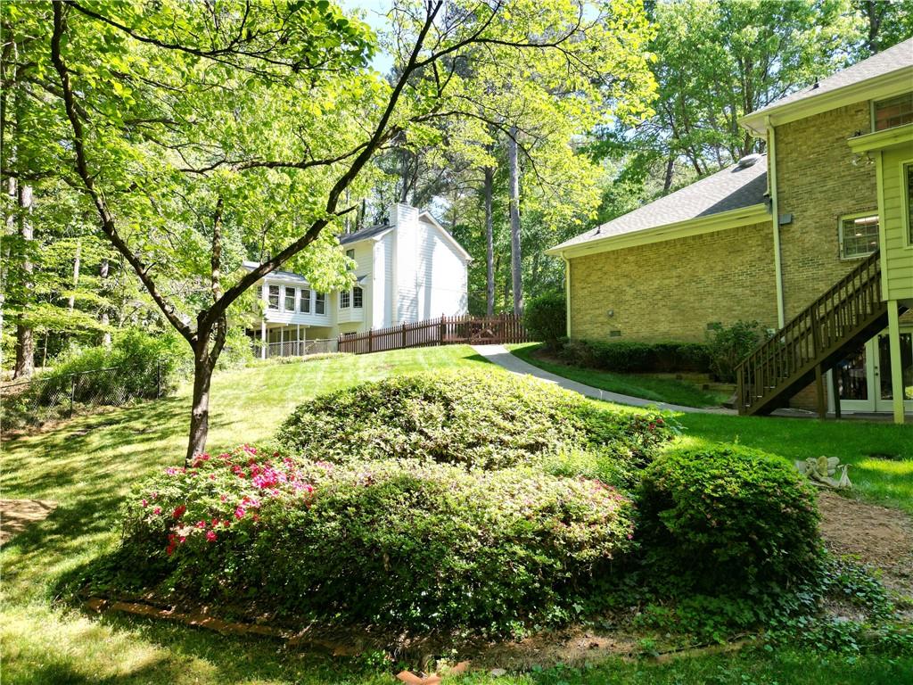 2016 Mountain Creek Drive