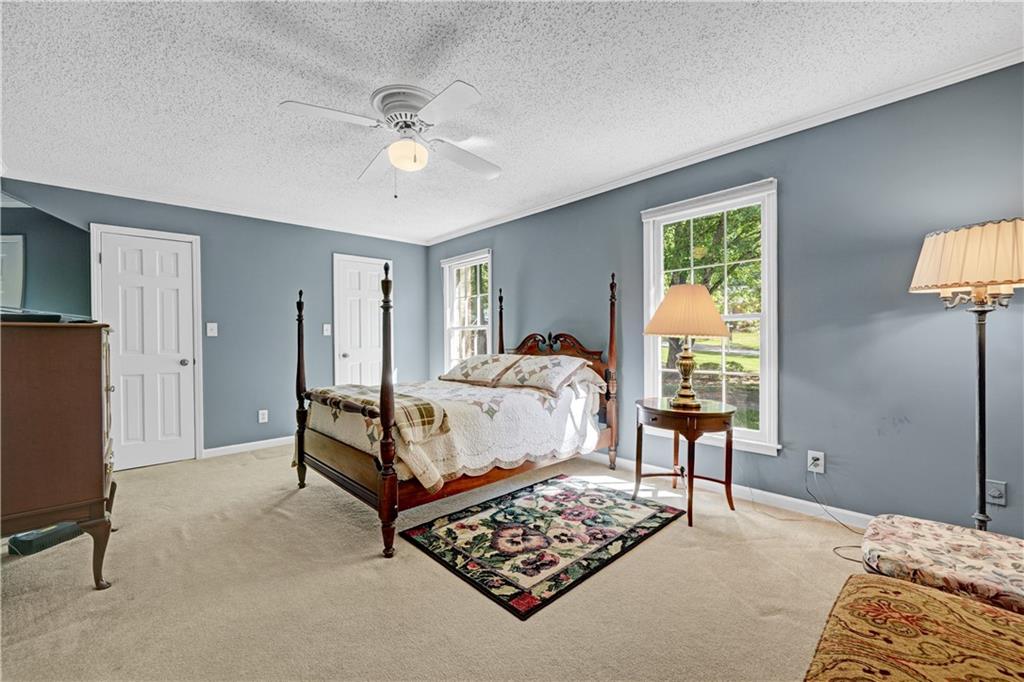 2016 Mountain Creek Drive