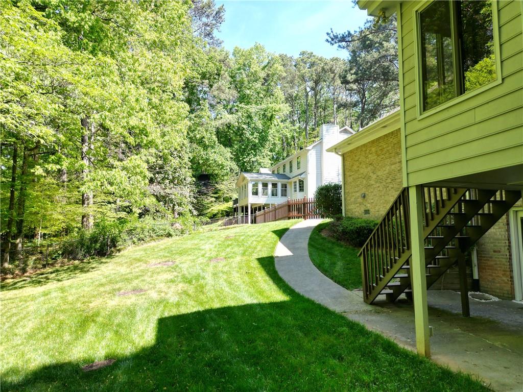 2016 Mountain Creek Drive