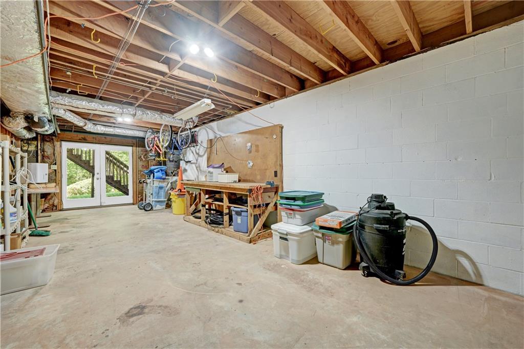 2016 Mountain Creek Drive