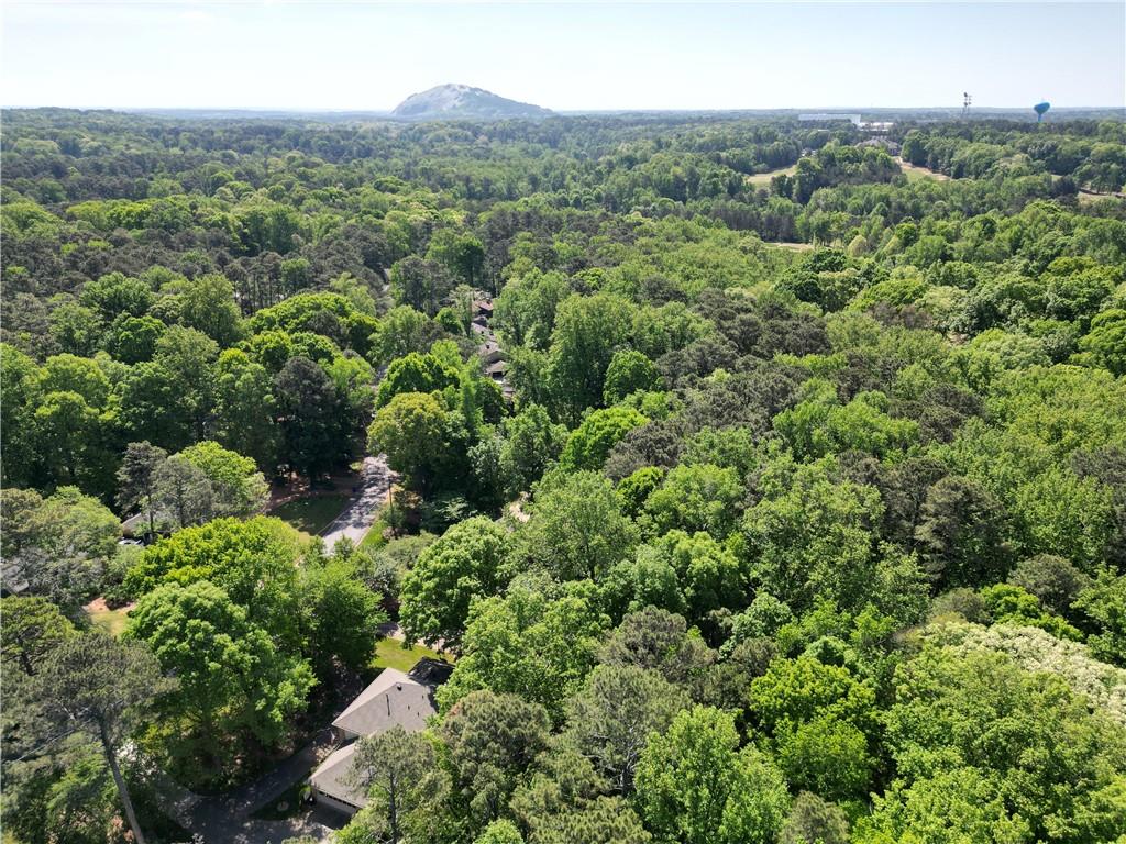 2016 Mountain Creek Drive