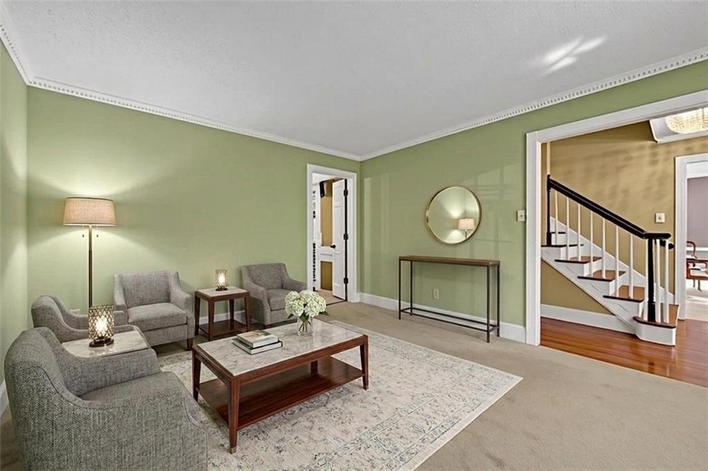 2016 Mountain Creek Drive