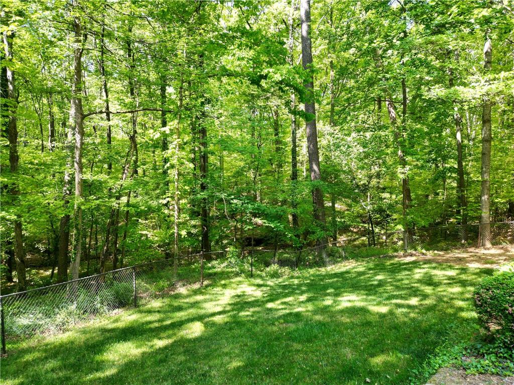 2016 Mountain Creek Drive