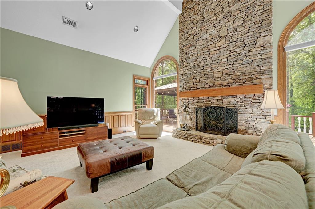 520 Mountainbrooke Circle