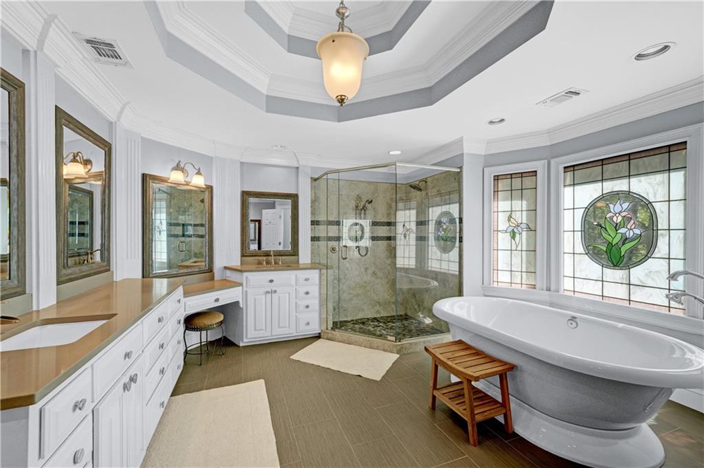 520 Mountainbrooke Circle