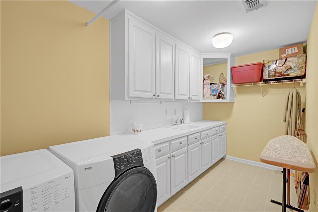 520 Mountainbrooke Circle