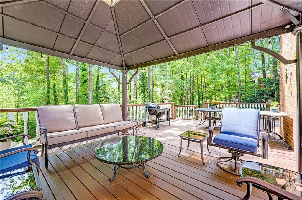 520 Mountainbrooke Circle