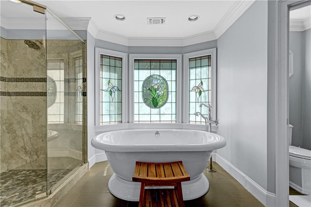 520 Mountainbrooke Circle