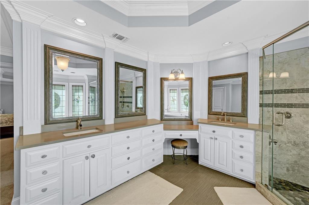 520 Mountainbrooke Circle