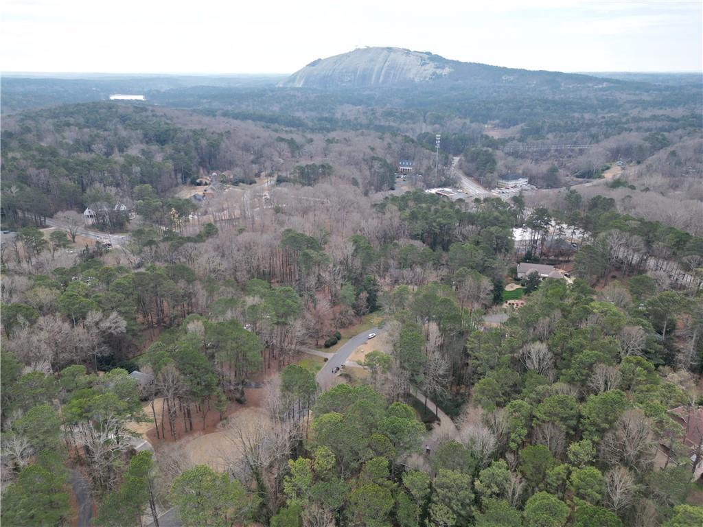 1701 Trotters Lane