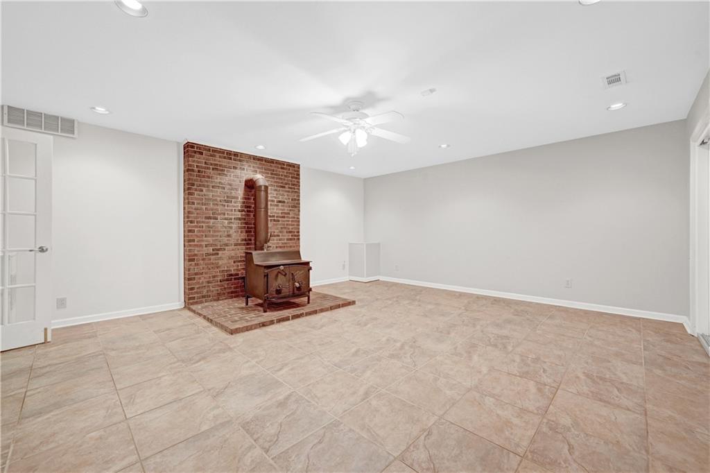 1701 Trotters Lane