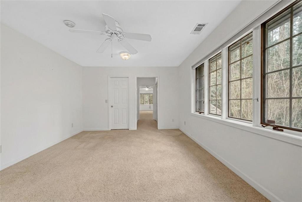 1701 Trotters Lane
