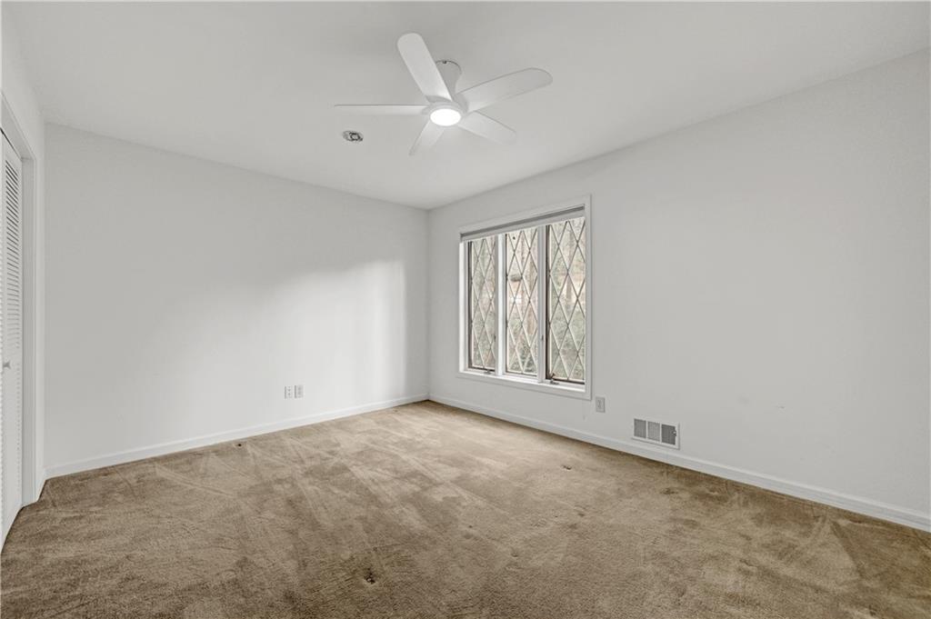 1701 Trotters Lane