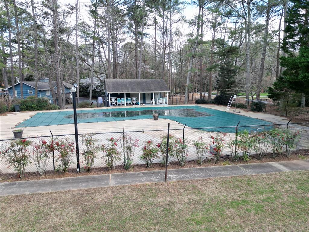 1701 Trotters Lane