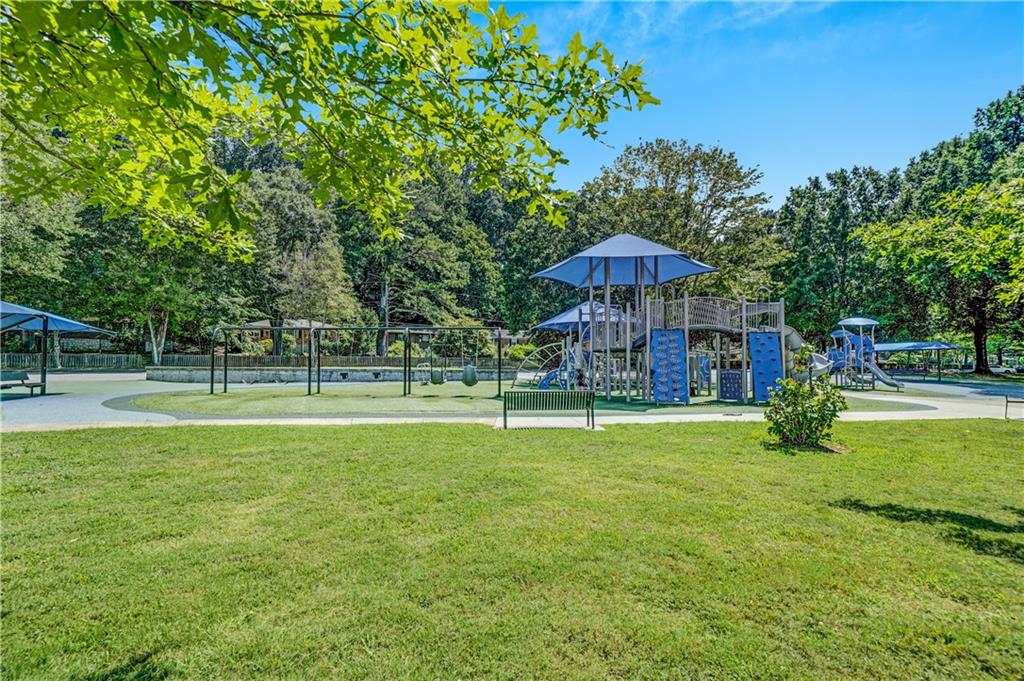 2127 Desmond Drive