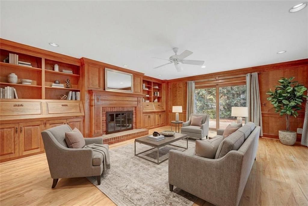 1701 Trotters Lane