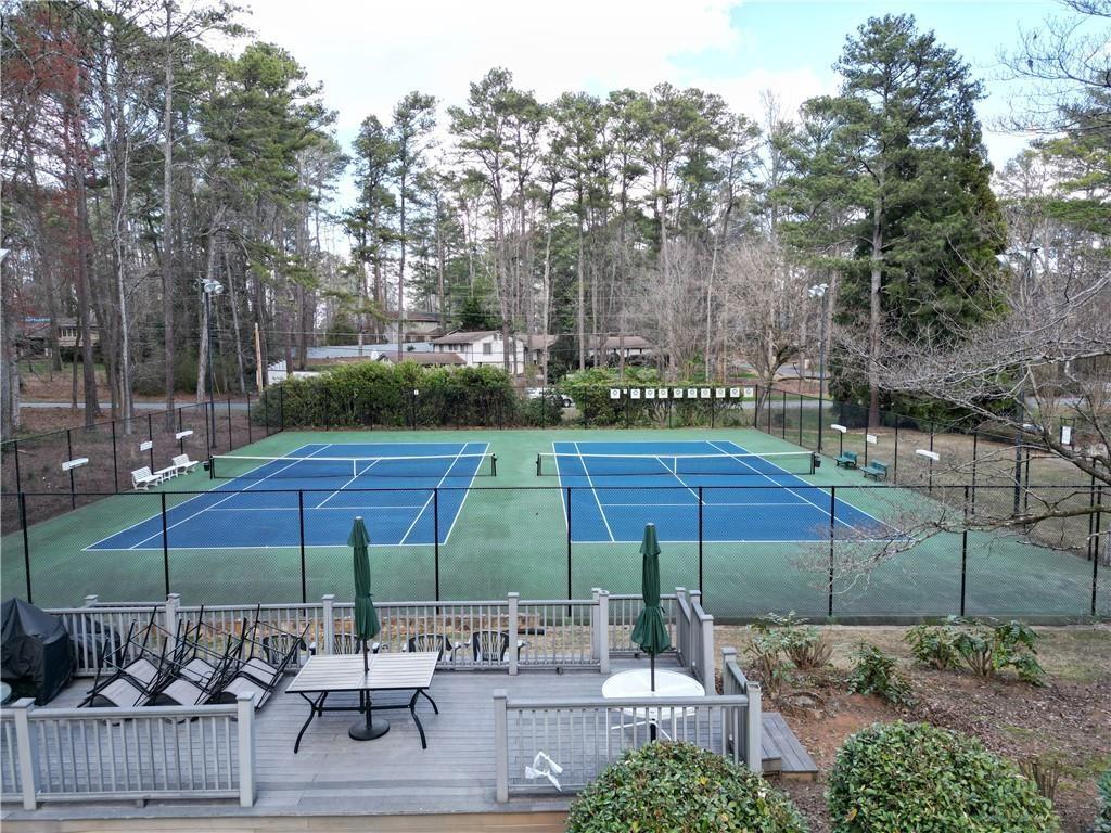 1701 Trotters Lane