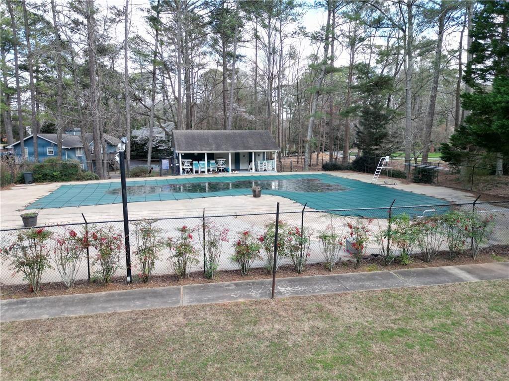 1701 Trotters Lane