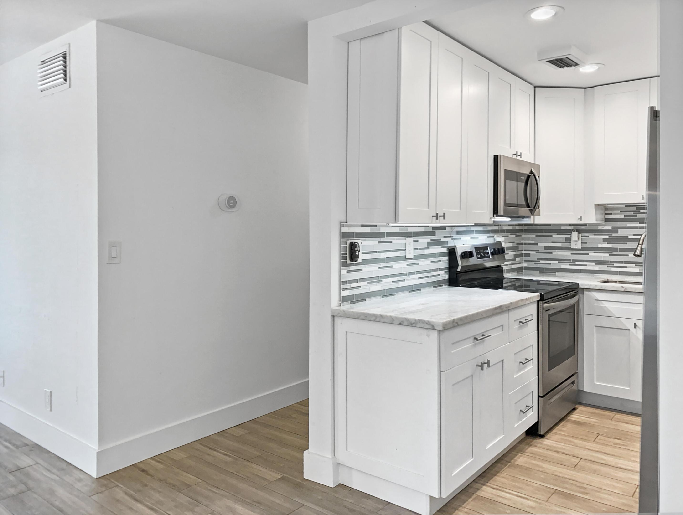 2970 NE 16th Avenue 307