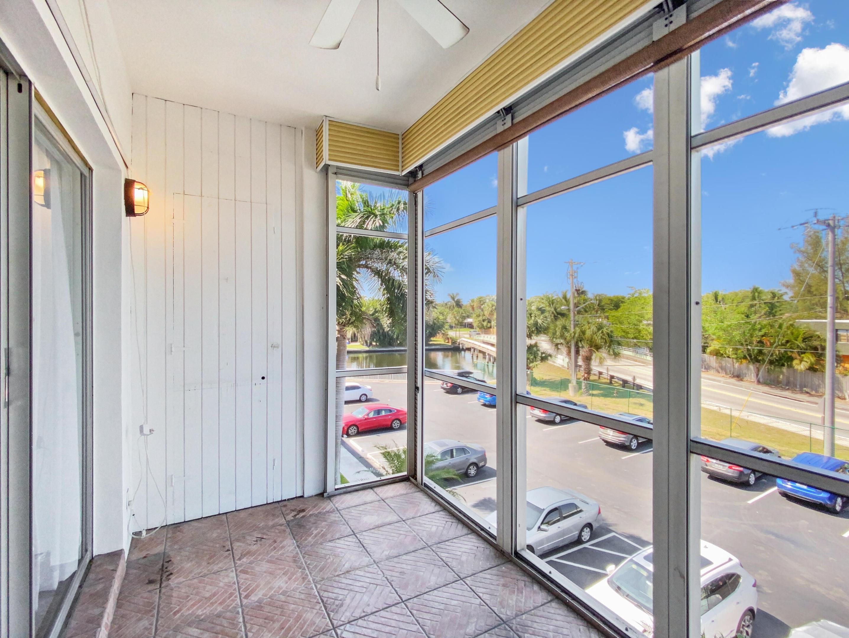 2970 NE 16th Avenue 307