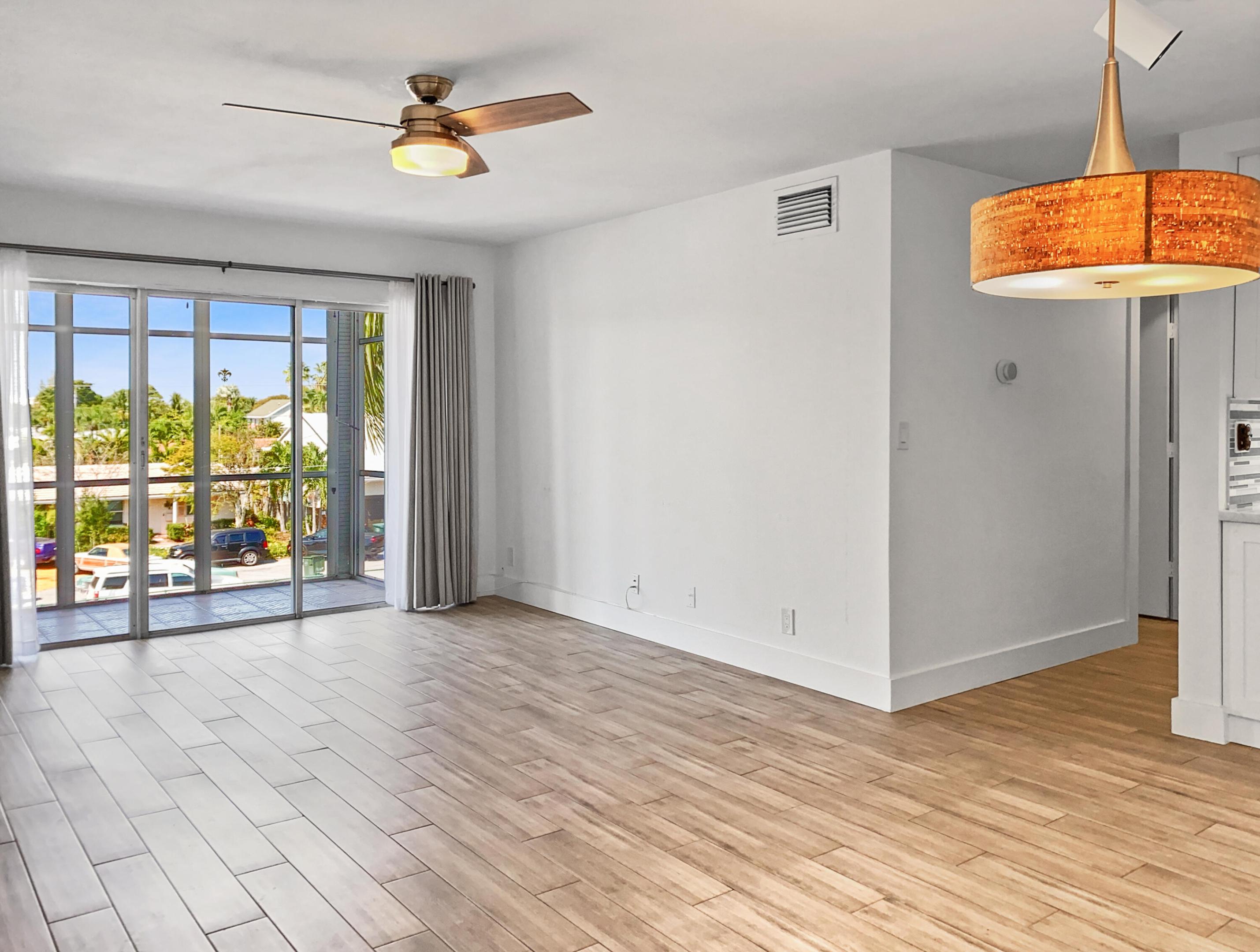 2970 NE 16th Avenue 307