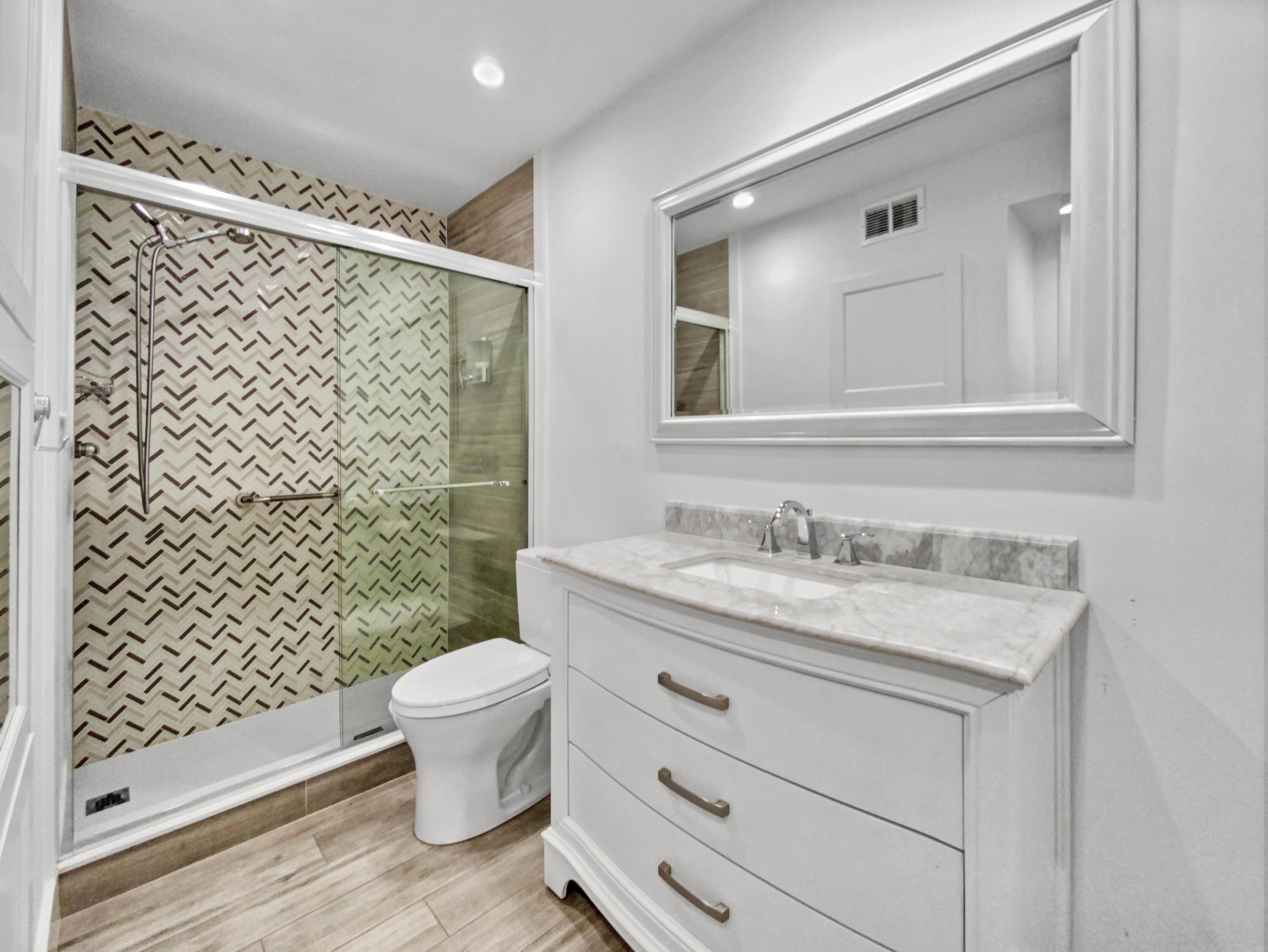 2970 NE 16th Avenue 307