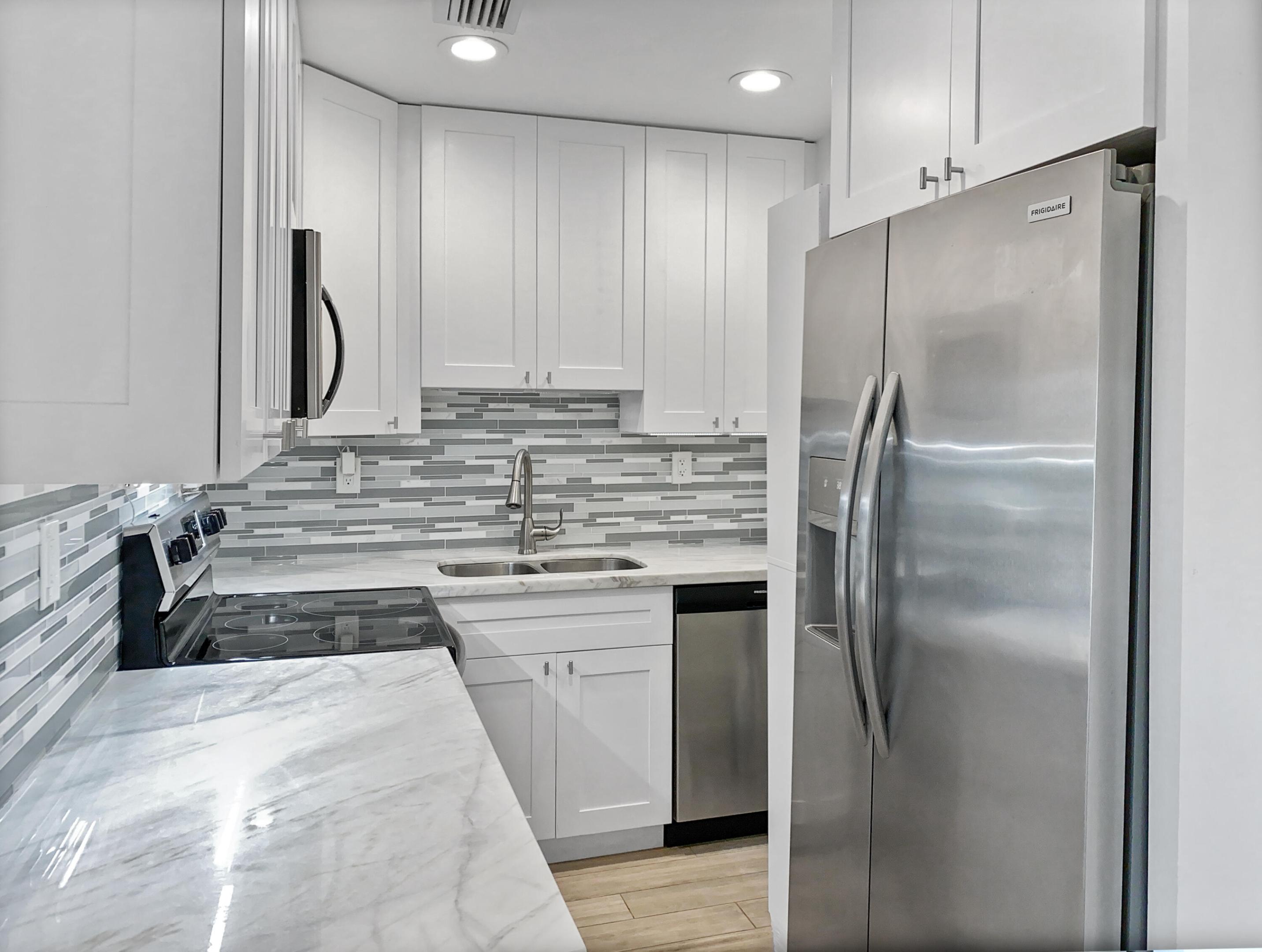 2970 NE 16th Avenue 307