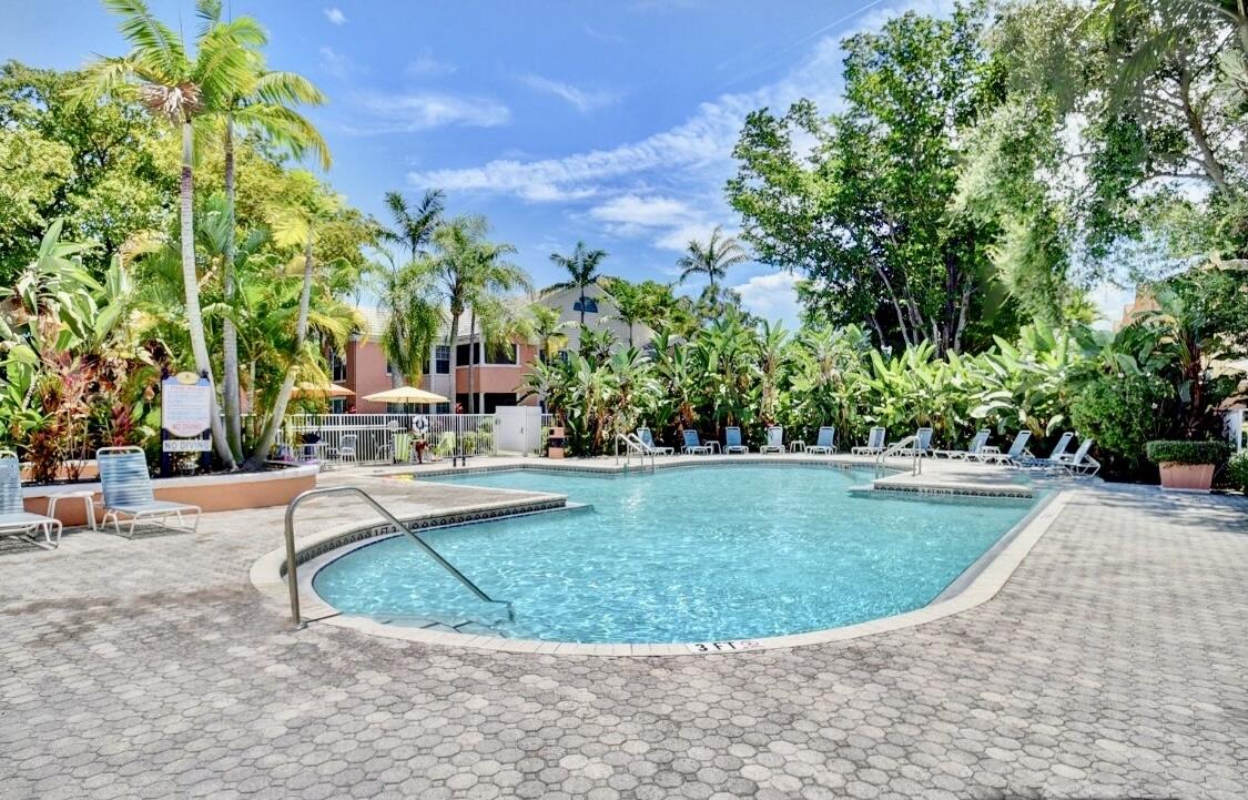 1011 Crystal Way B