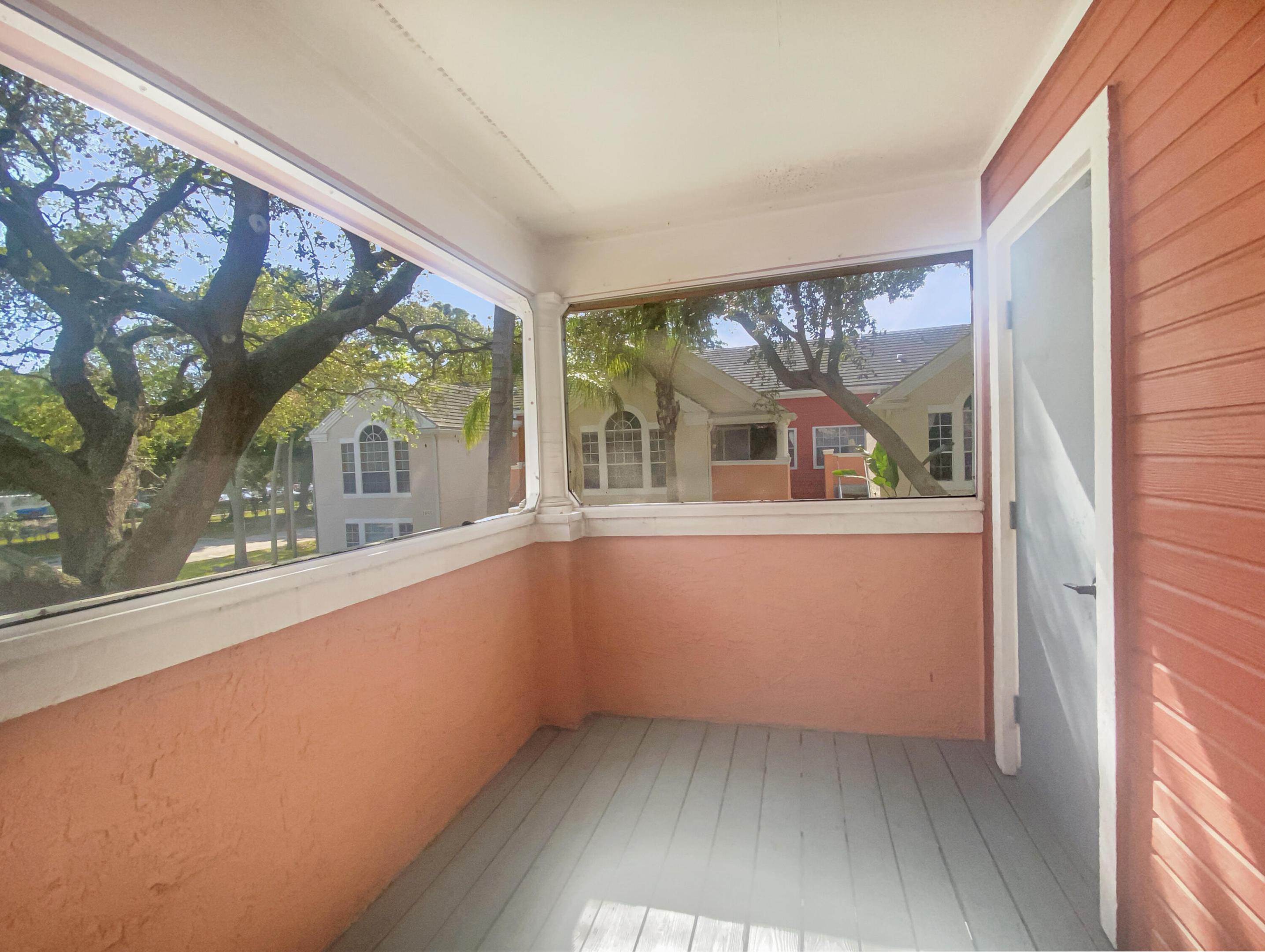 1011 Crystal Way B