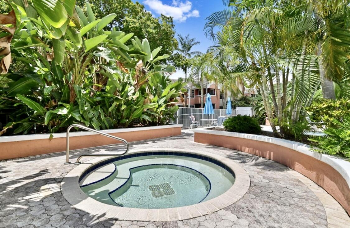 1011 Crystal Way B