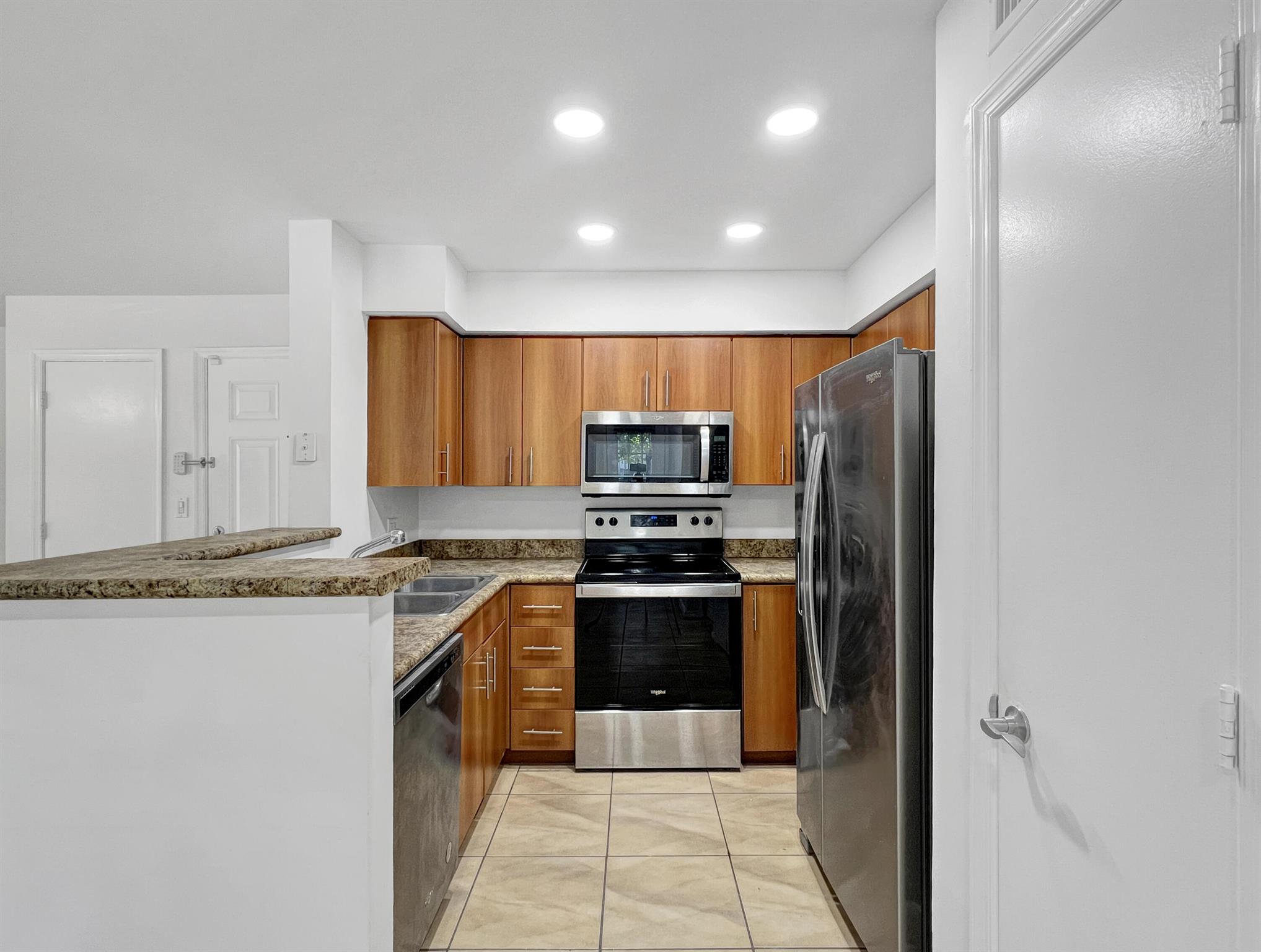 1050 Crystal Way G