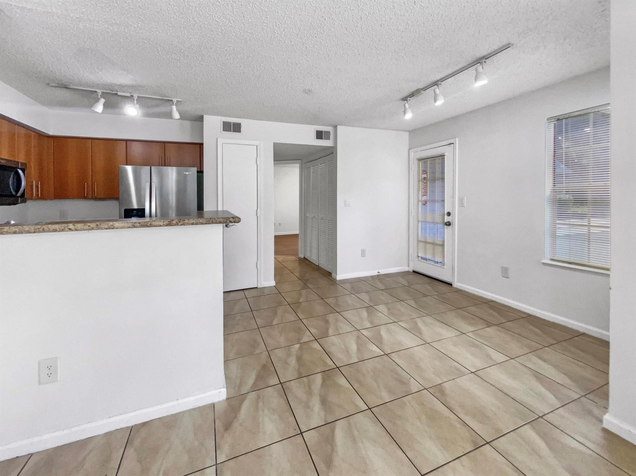 1050 Crystal Way G