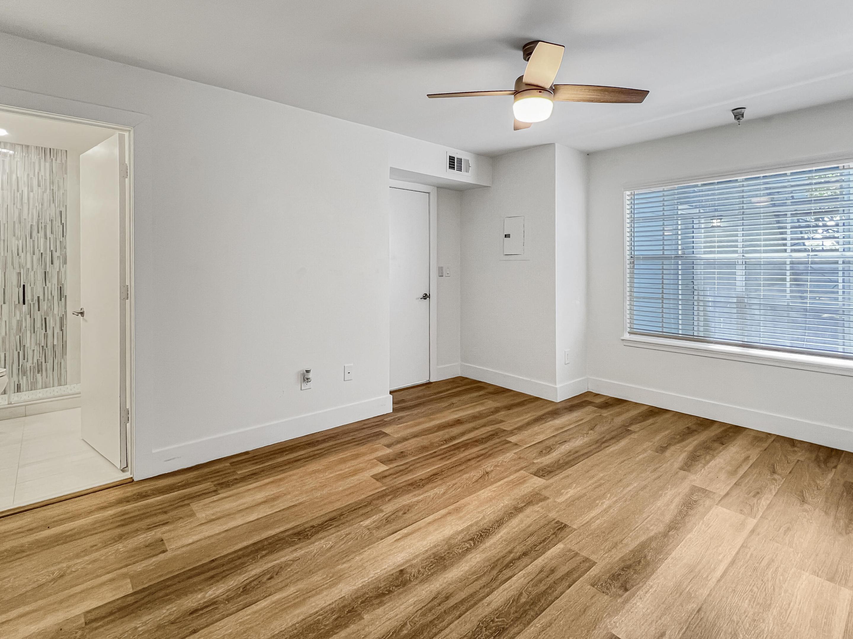 1275 Crystal Way G