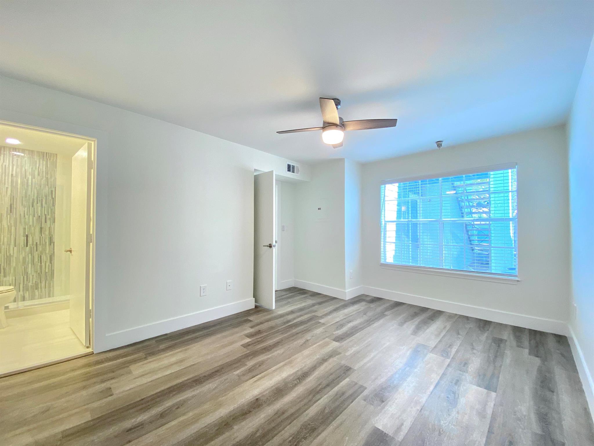 1275 Crystal Way G