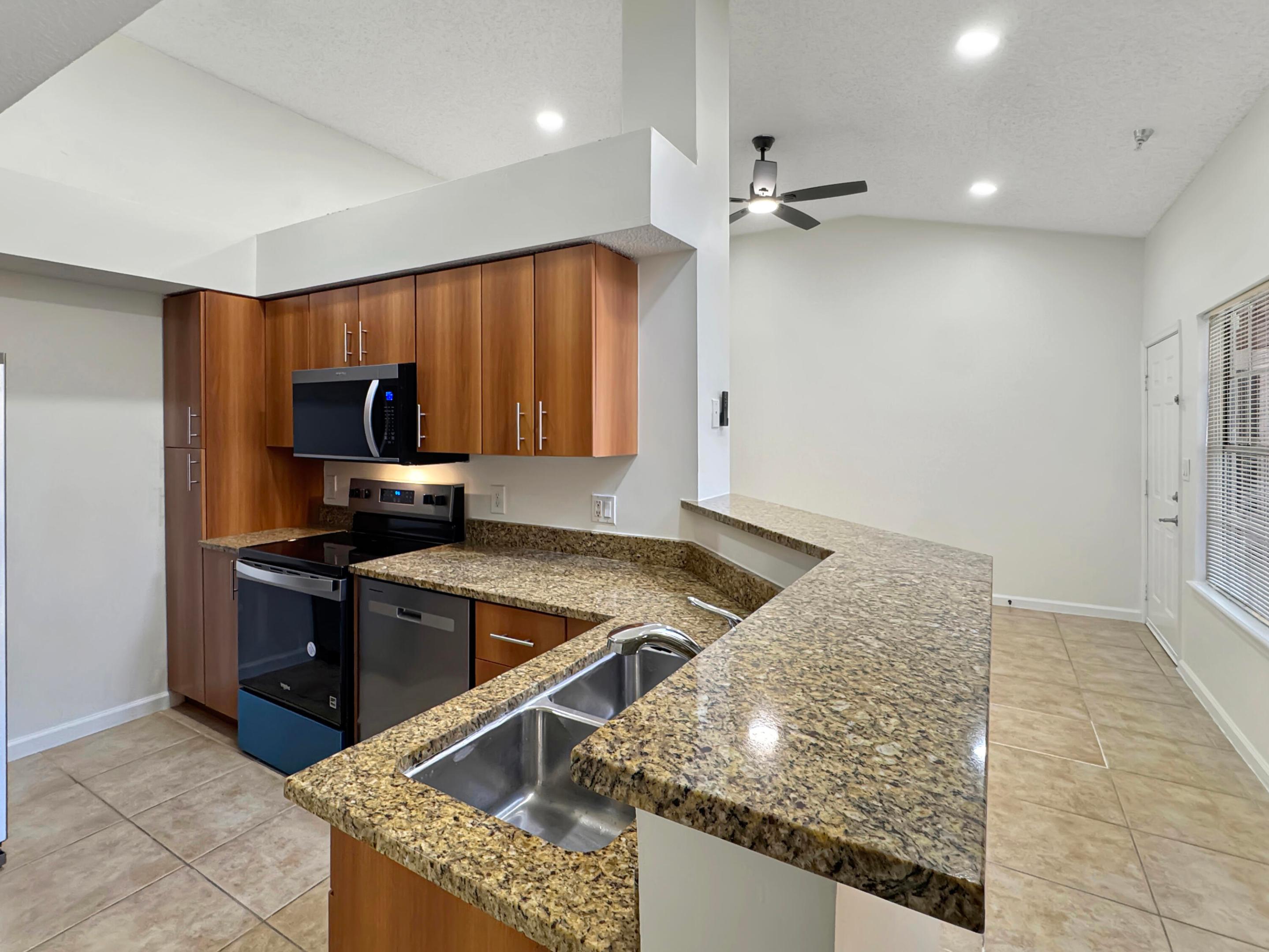 1335 Crystal Way L