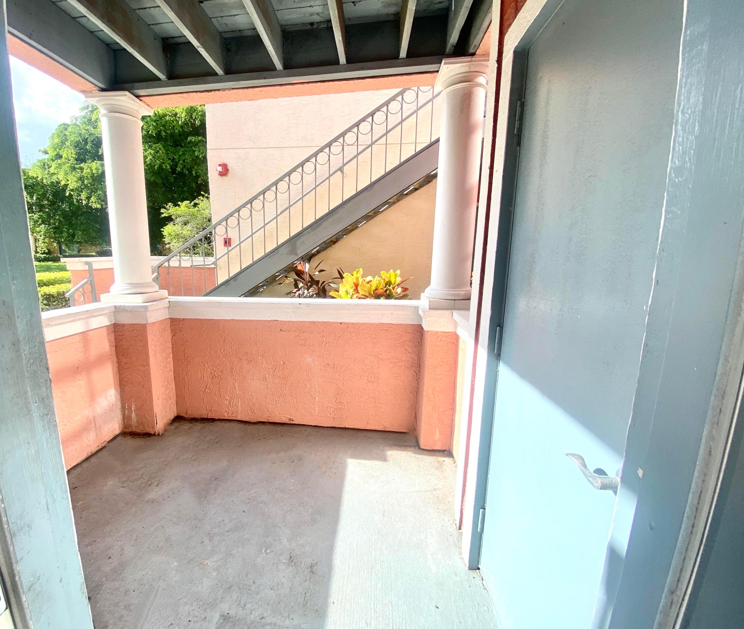 1055 Crystal Way C