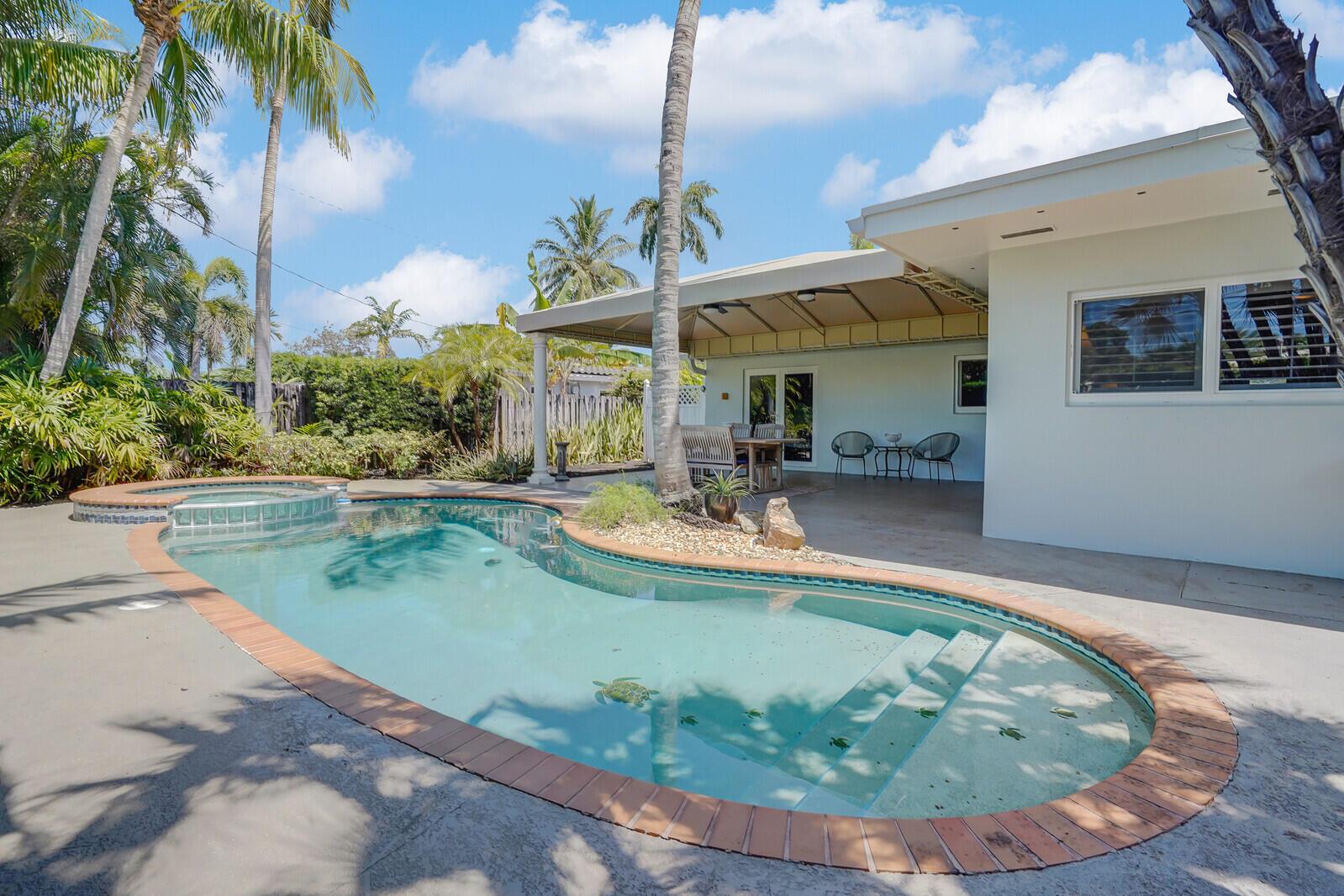 1341 NE 46th Street