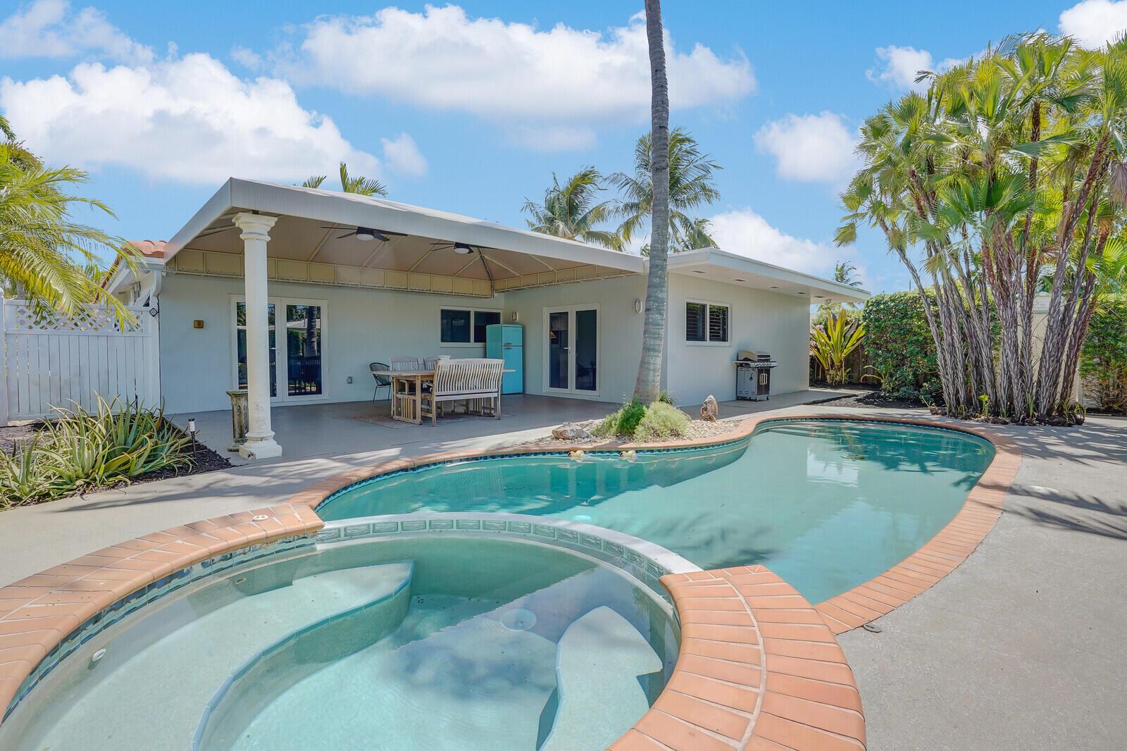 1341 NE 46th Street