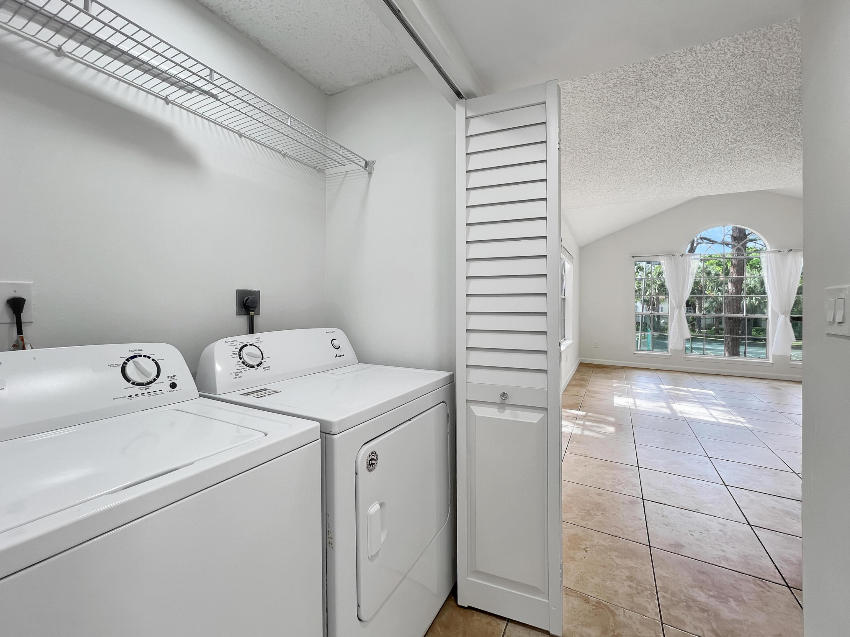 1011 Crystal Way P