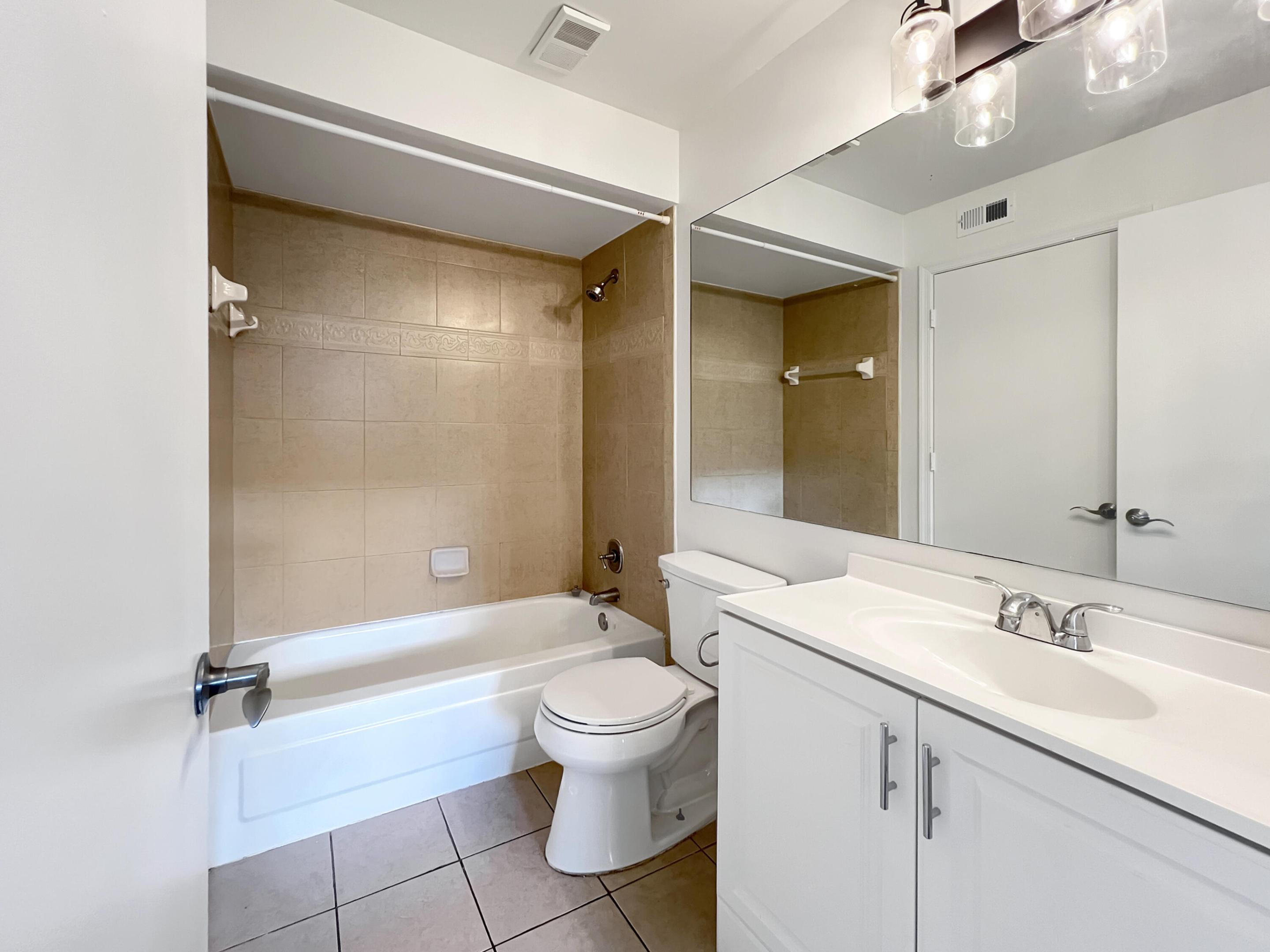 1011 Crystal Way P