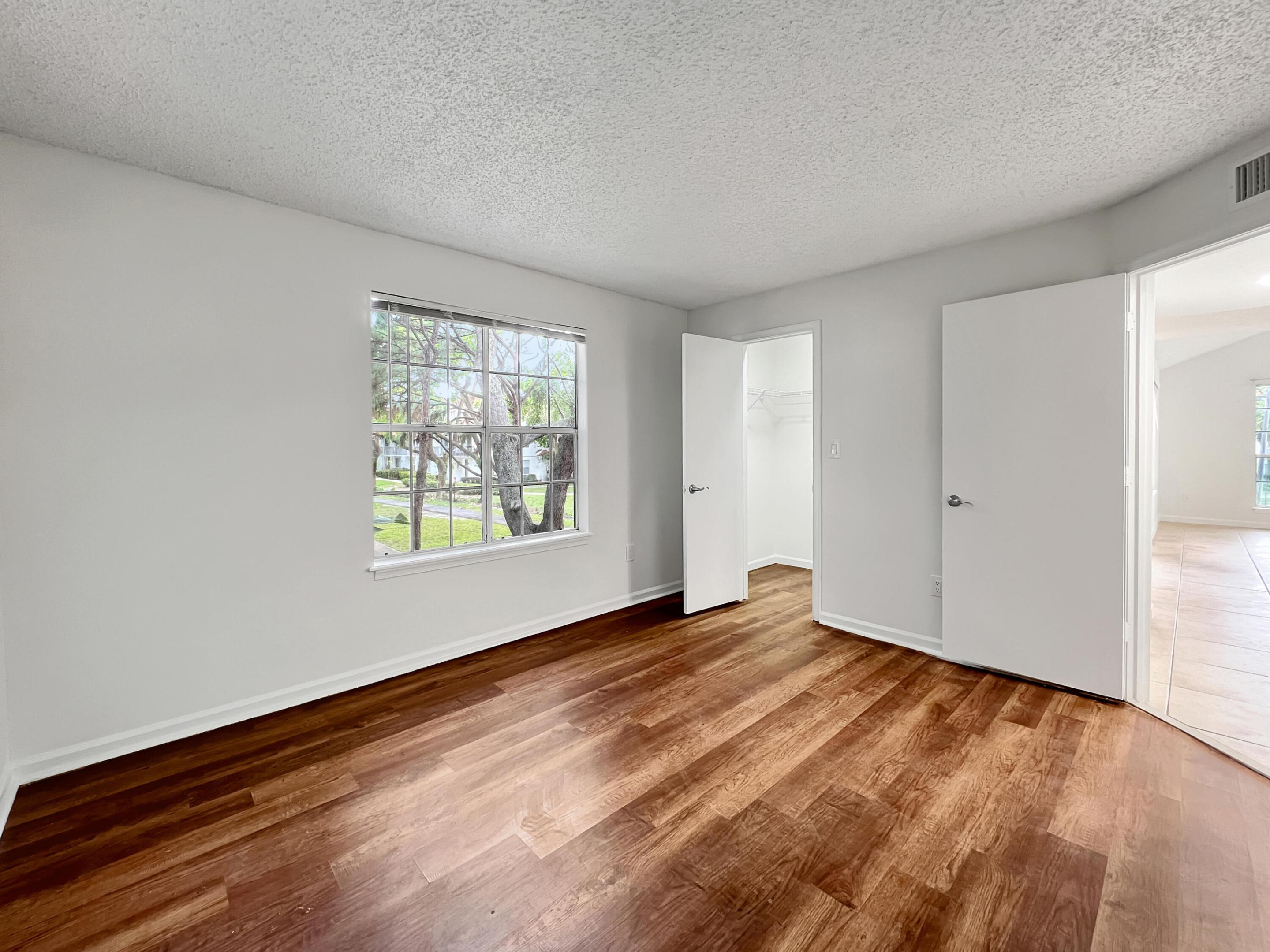 1011 Crystal Way P
